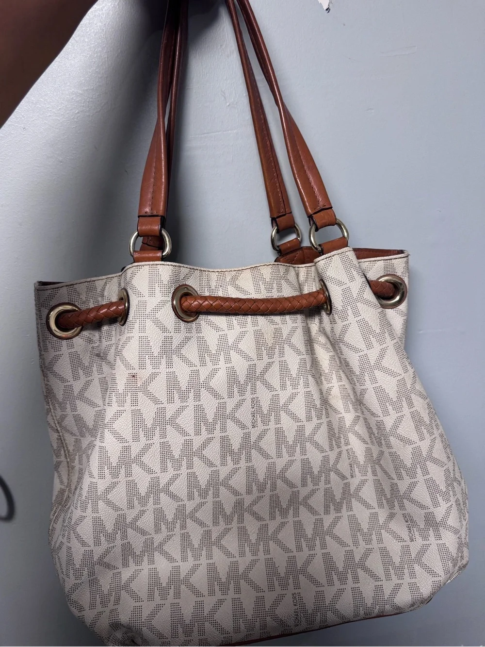 Michael Kors Marina Large Drawstring Tote Vanilla Brown